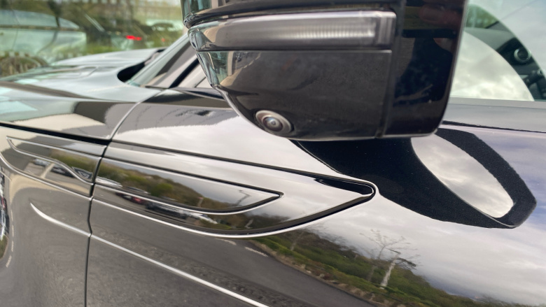 Land Rover Range Rover Evoque 2.0 D200 Edition 5dr Auto Diesel Hatchback